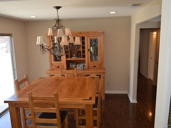 4th image of 1683 Akron Pl