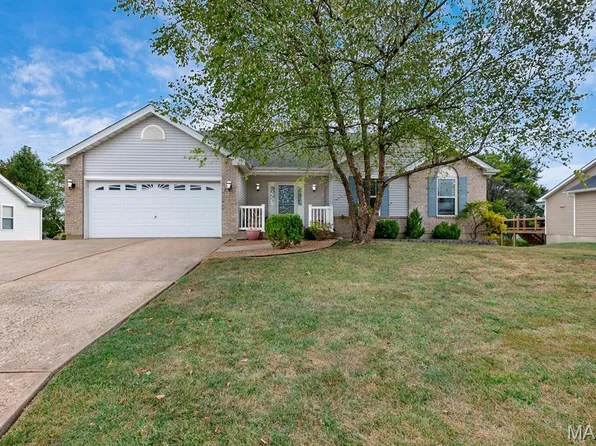 108 Wingate Dr, Troy, MO 63379