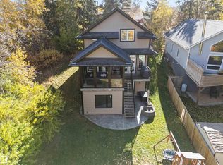 634 Lakeside Point E, Spring Lake, AB T7Z2T5