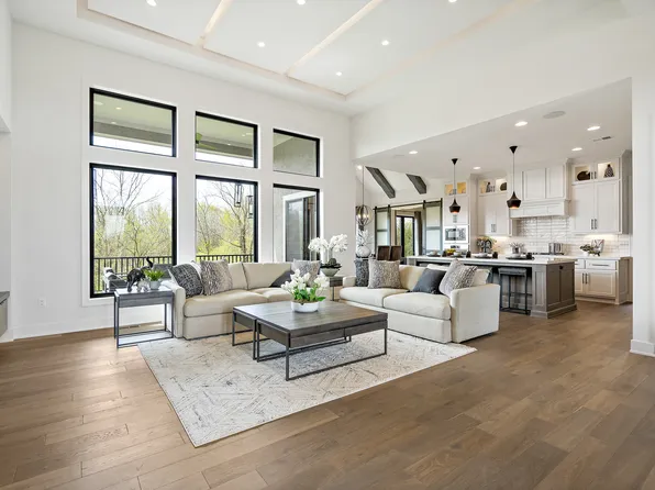 Valentino Plan, Forest Ridge