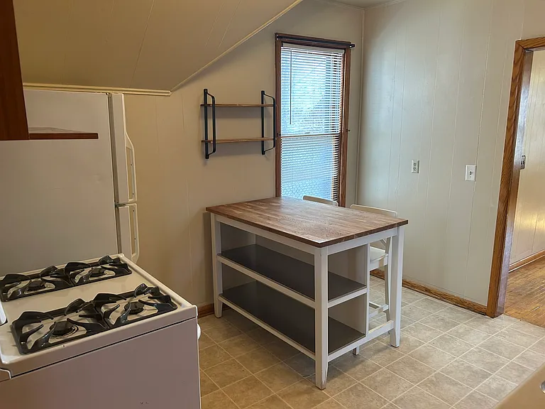 1129 Jessie St #2 — Photo 4