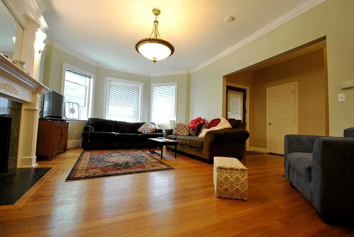 Building Photo - 39 Addington Rd #1