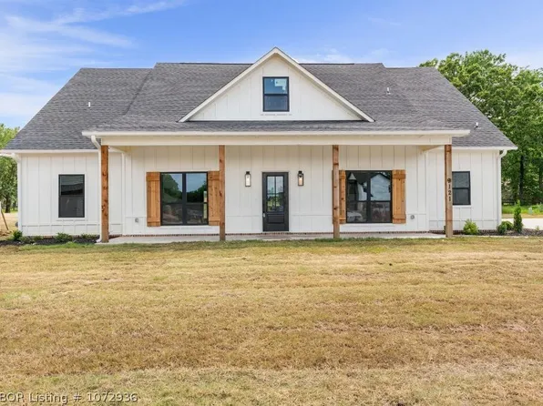 9121 Carson Way, Fort Smith, AR 72908