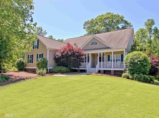 235 Rock Mill Trl, Senoia, GA 30276