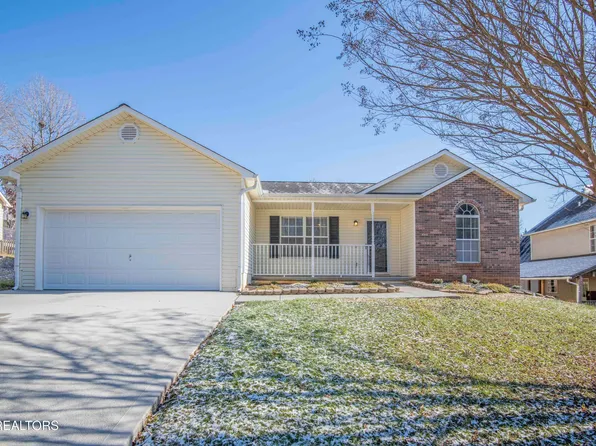 1021 Sugar Creek Ln, Knoxville, TN 37920