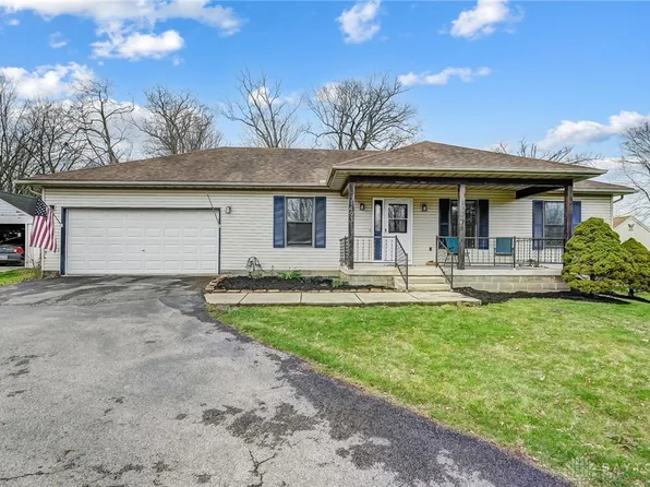 1493 S Burnett Rd, Springfield, OH 45505