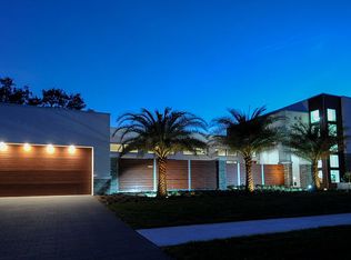 605 Osceola Rd, Belleair, FL 33756