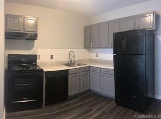 705 Rain Place Ct, Kannapolis, NC 28081