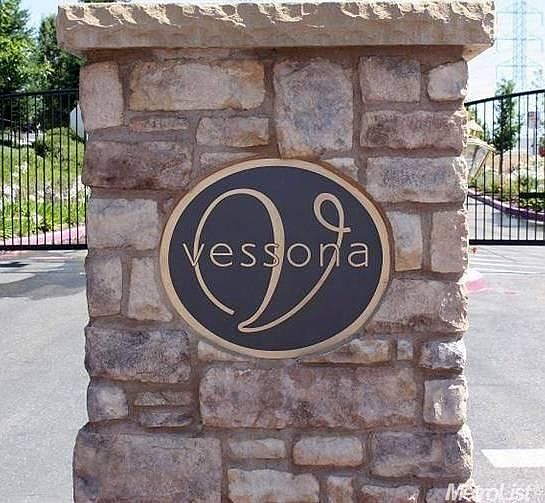 1st image of 614 Vessona Cir #614