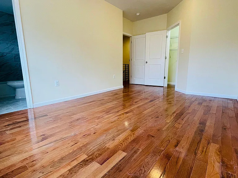 206 Stoneway Ln — Photo 15