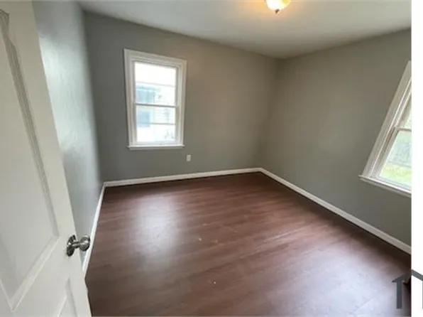 4340 Asbury Dr, Toledo, OH 43612