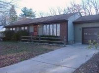 11 Willingboro Rd, Sewell, NJ 08080