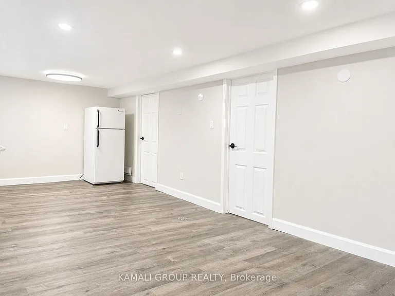 112 Dorothy St #BASEMENT — Photo 6