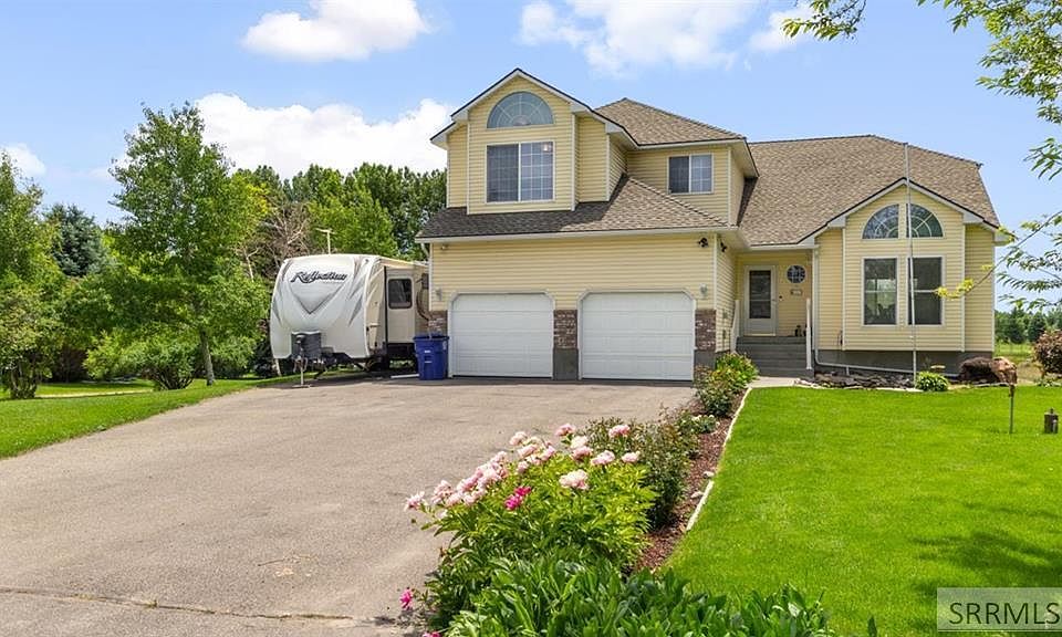 1st image of 3001 W Wild Rose Ct