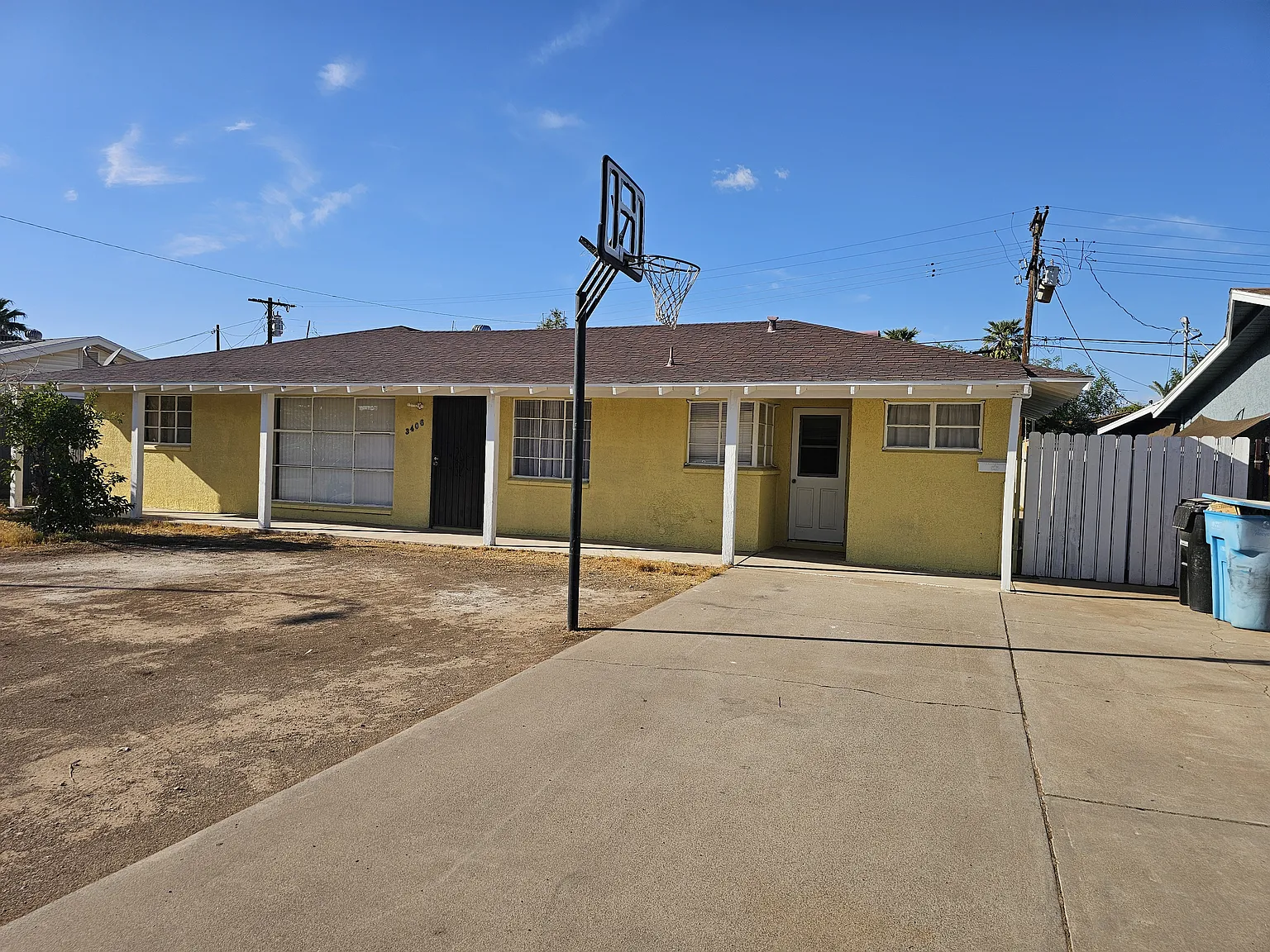 6 bed, 1980 sqft, $2,900 — Photo 1