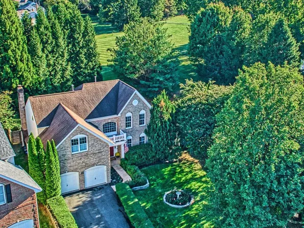 10841 Welbury Ct, Reston, VA 20194