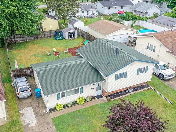 3rd image of 2135 E 41st St