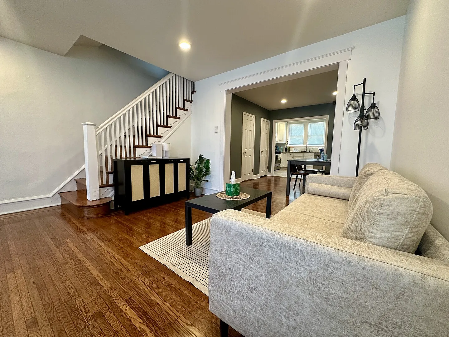 Minimalist Home in West Philly — Photo 2