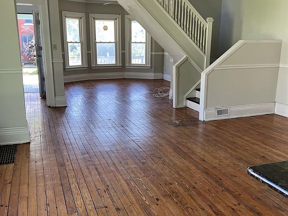 4th image of 20 Penfield St Unit 2