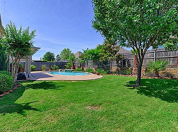 4th image of 1803 Lake Glen Trl