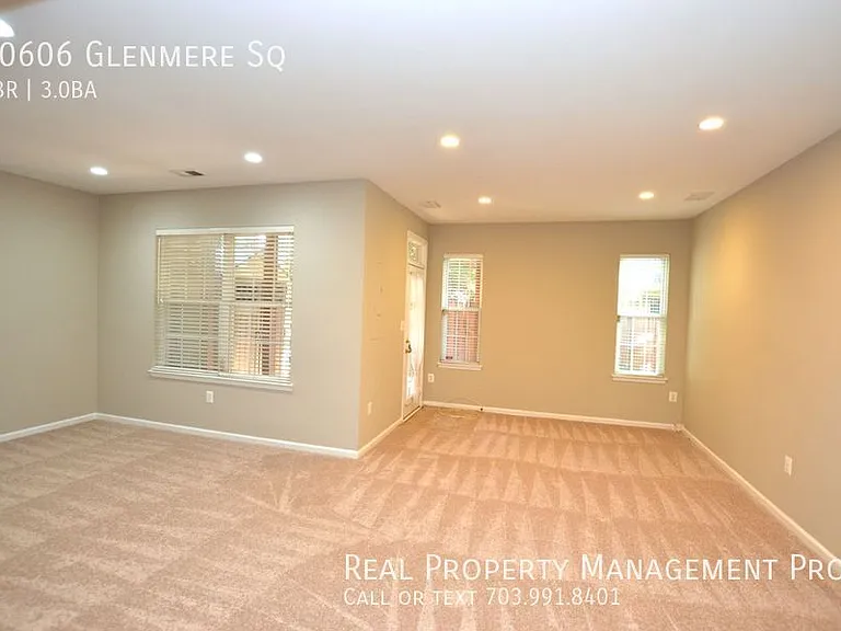 20606 Glenmere Sq — Photo 29