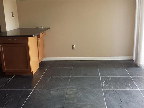 4th image of 874 Park Lake Cir Unit 60
