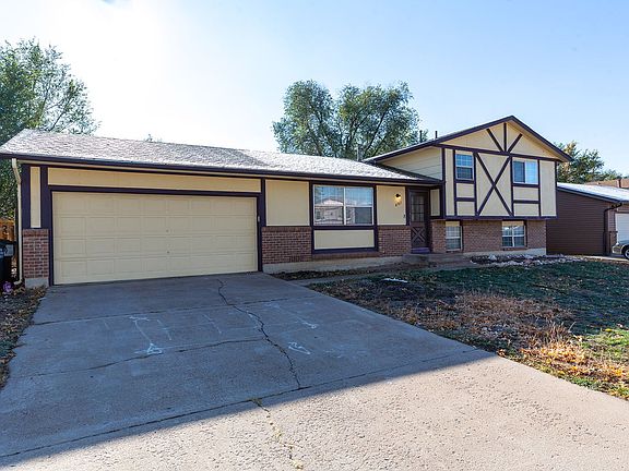 2nd image of 4761 Dover Dr