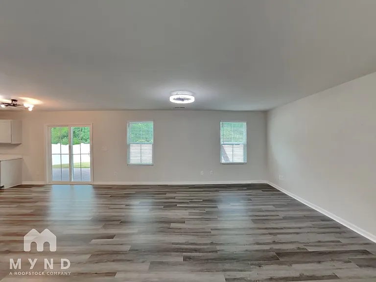 7013 Ludell Ln — Photo 6