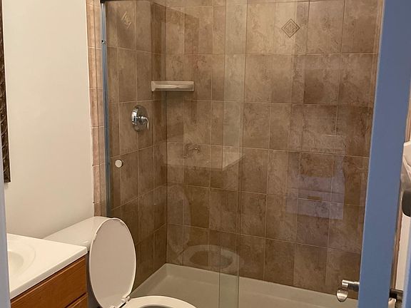 3rd image of 96 Crabtree Ave #1