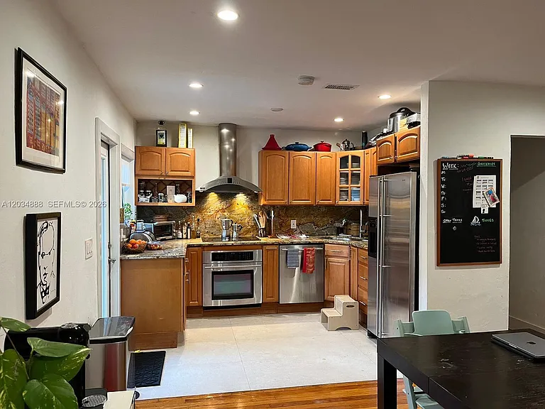 409 Daroco Ave — Photo 11