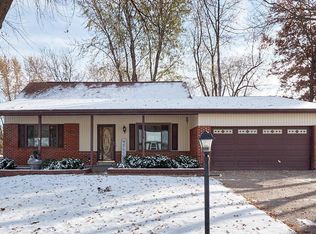 3 S Dianne Dr, Saint Peters, MO 63376