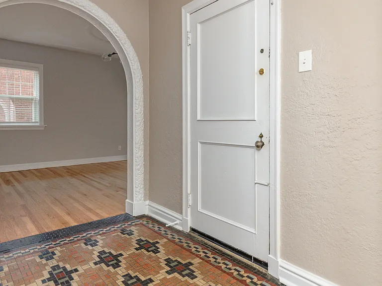 7542 Byron Pl #1 — Photo 9