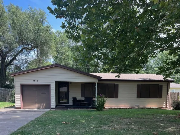 1612 Lawndale Ave, El Dorado, KS 67042