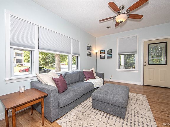 5th image of 4427 Everville Dr