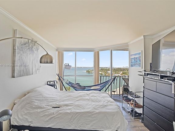 5th image of 7601 E Treasure Dr APT 1714