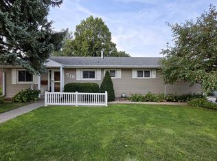 516 W 36th St, Kearney, NE 68845