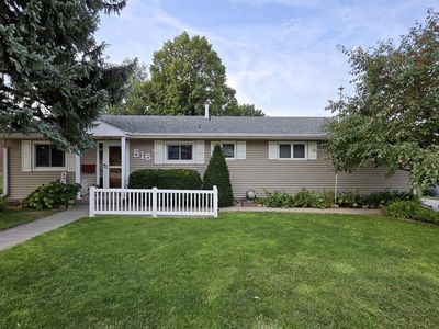 516 W 36th St, Kearney, NE, 68845