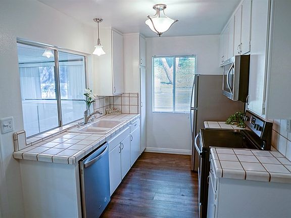 5th image of 26335 Oak Highland Dr Unit C