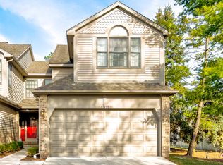45293 Horseshoe Cir, Canton, MI 48187