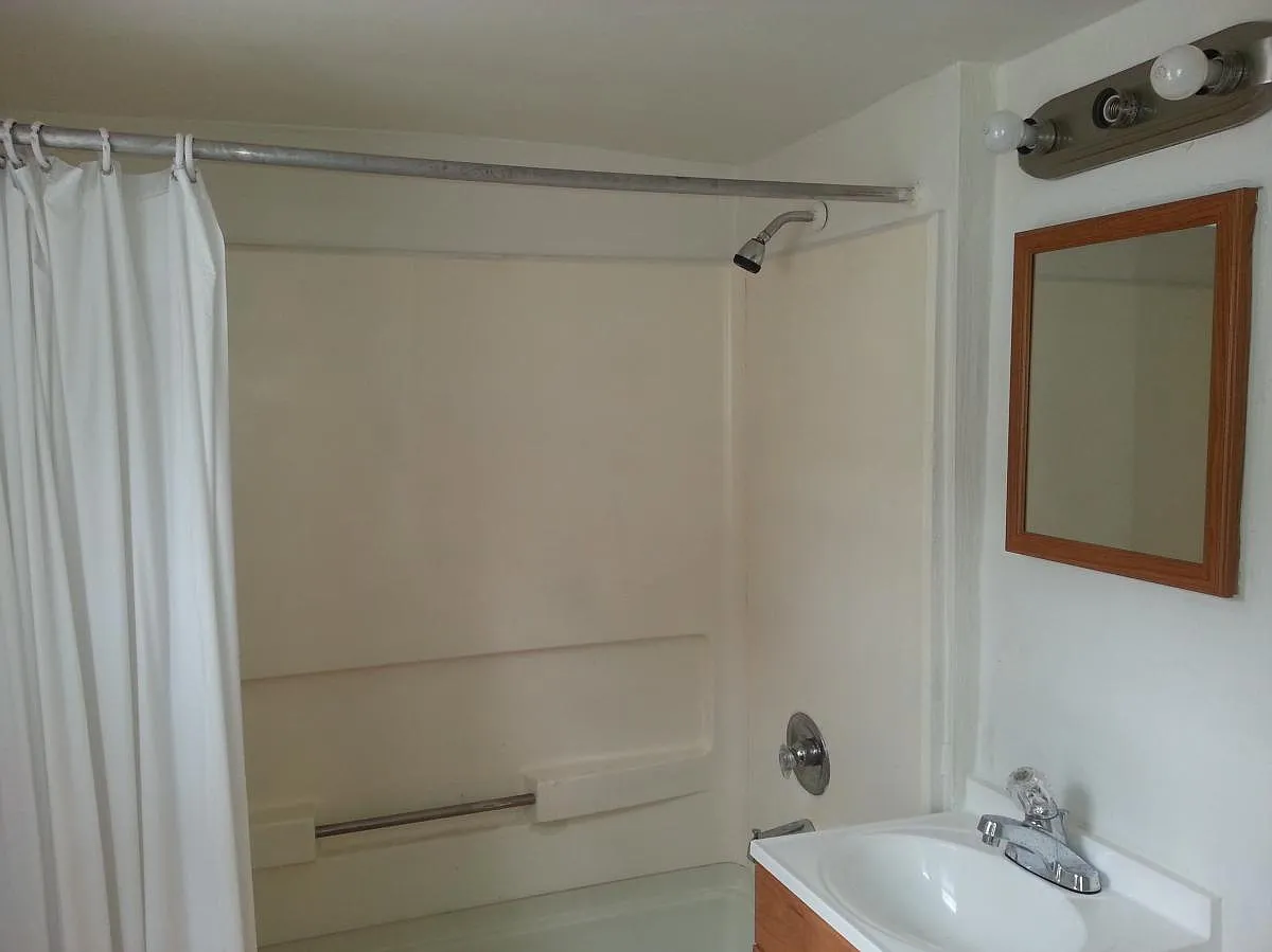 1005 Galt Street — Photo 3