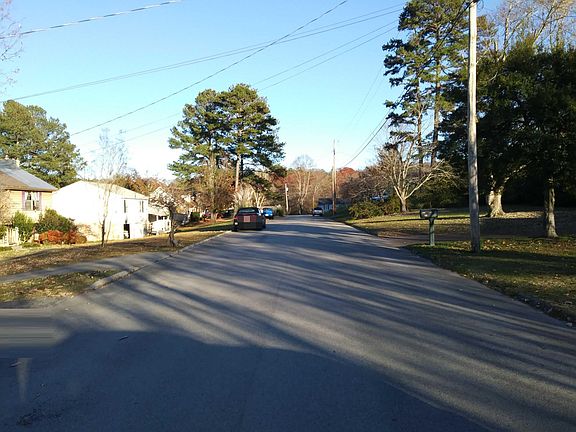 5th image of 536 Brownwood Cir