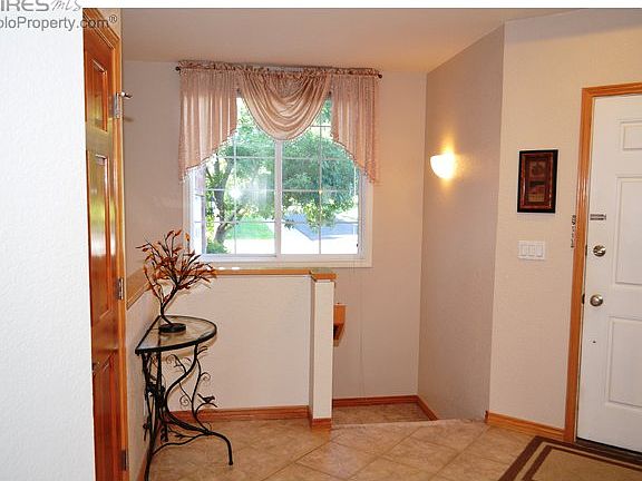 Large, inviting entry