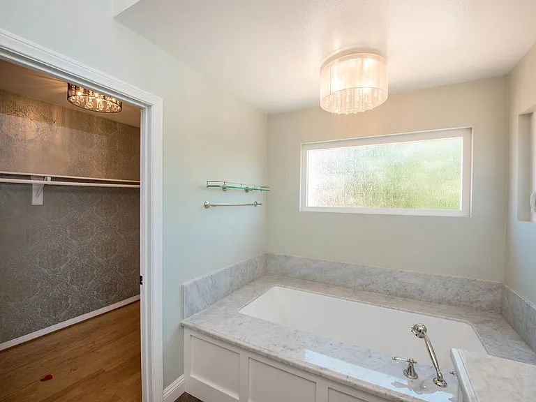 2406 La Mesa Ct — Photo 28