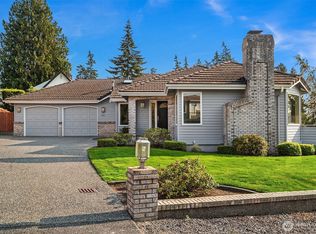 912 Cedar St, Edmonds, WA 98020