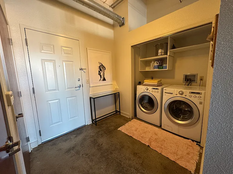 1535 Walnut St #302 — Photo 4