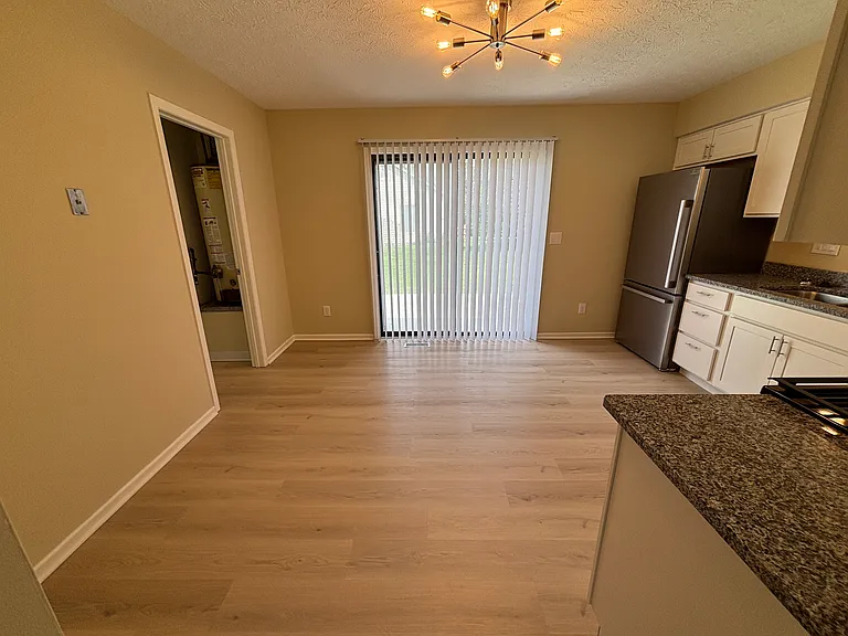 1826 Stoneview Ct — Photo 5