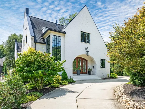1202 Townes Rd, Charlotte, NC 28209