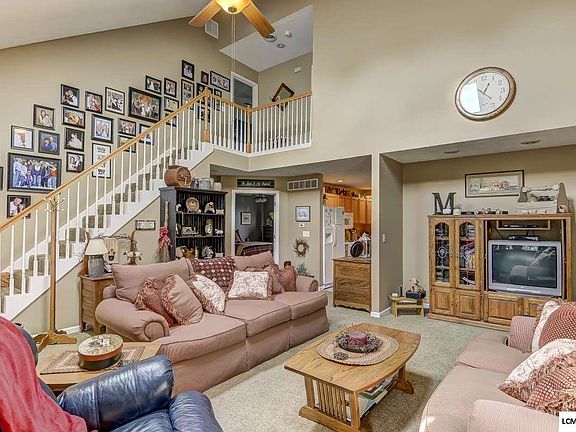 2nd image of 103 Oak Park Dr