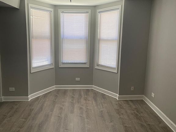 3rd image of 4616 S Wallace St #1F