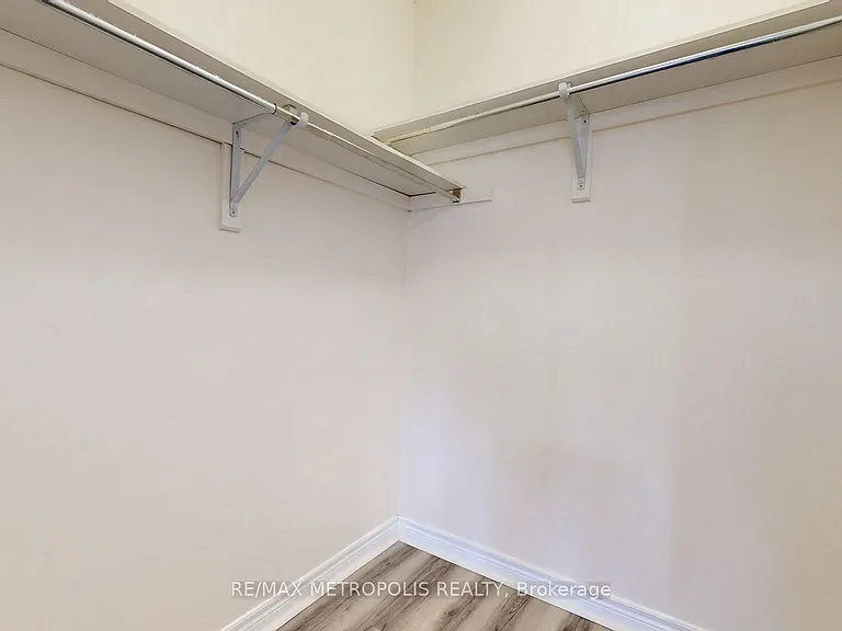 7340 Markham Rd #107 — Photo 10